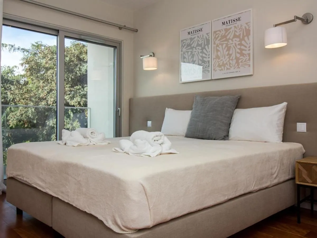 Green C Apartment - Luxurious & Playground & Garage Albufeira