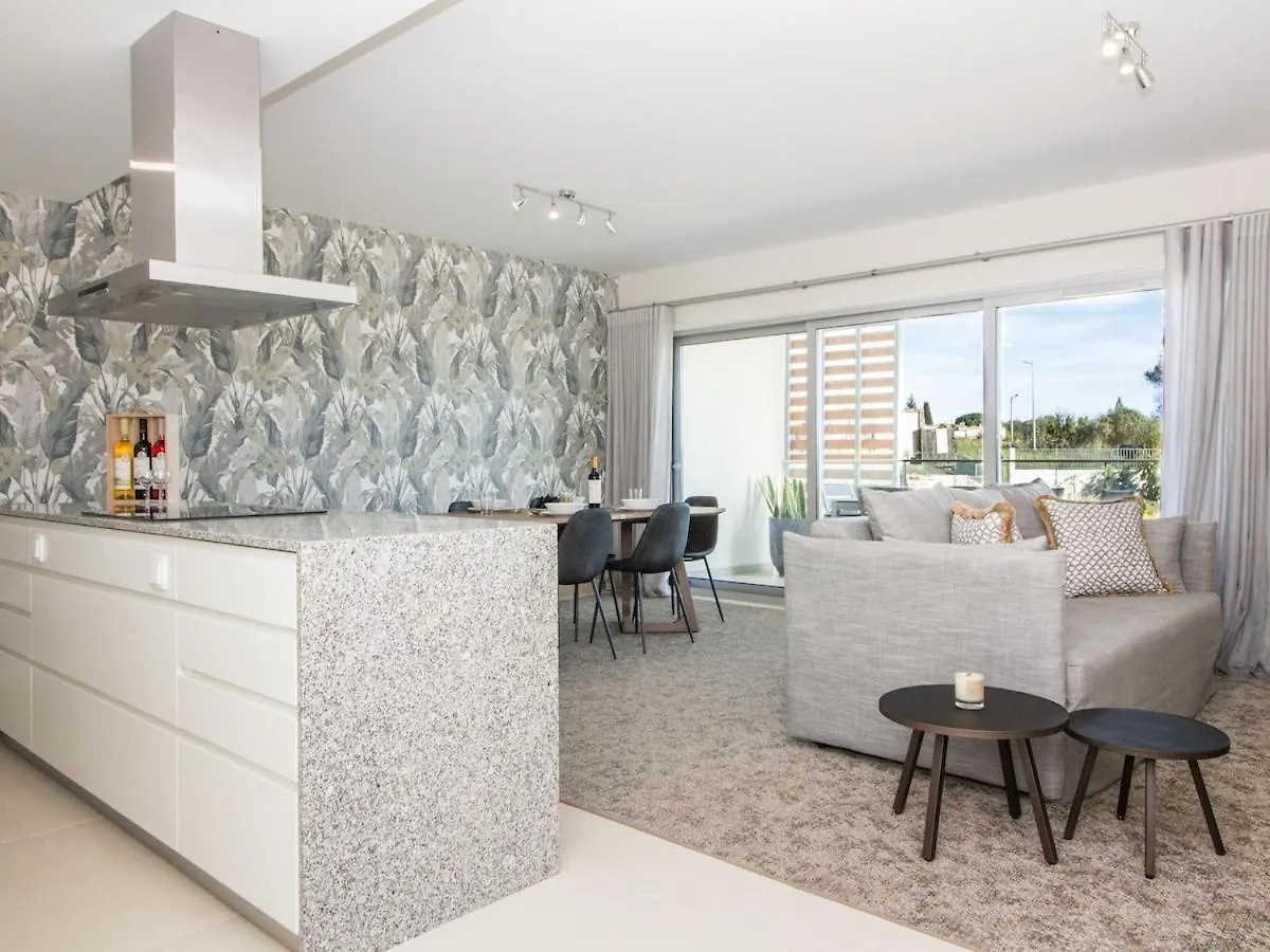Green C Apartment - Luxurious & Playground & Garage Albufeira