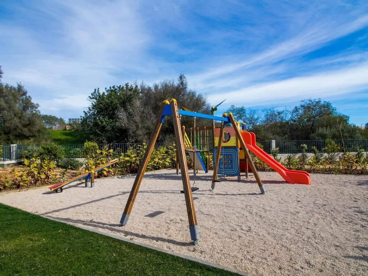 Green C Apartment - Luxurious & Playground & Garage Albufeira