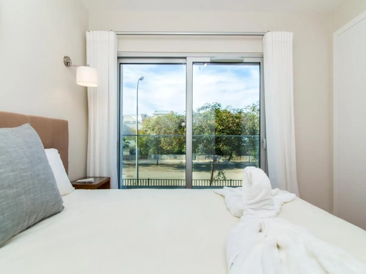 Green C Apartment - Luxurious & Playground & Garage Albufeira